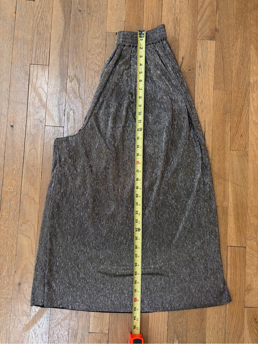 Isabel Marant Metallic Wide-Leg Culottes in Gold - Picture 10 of 12